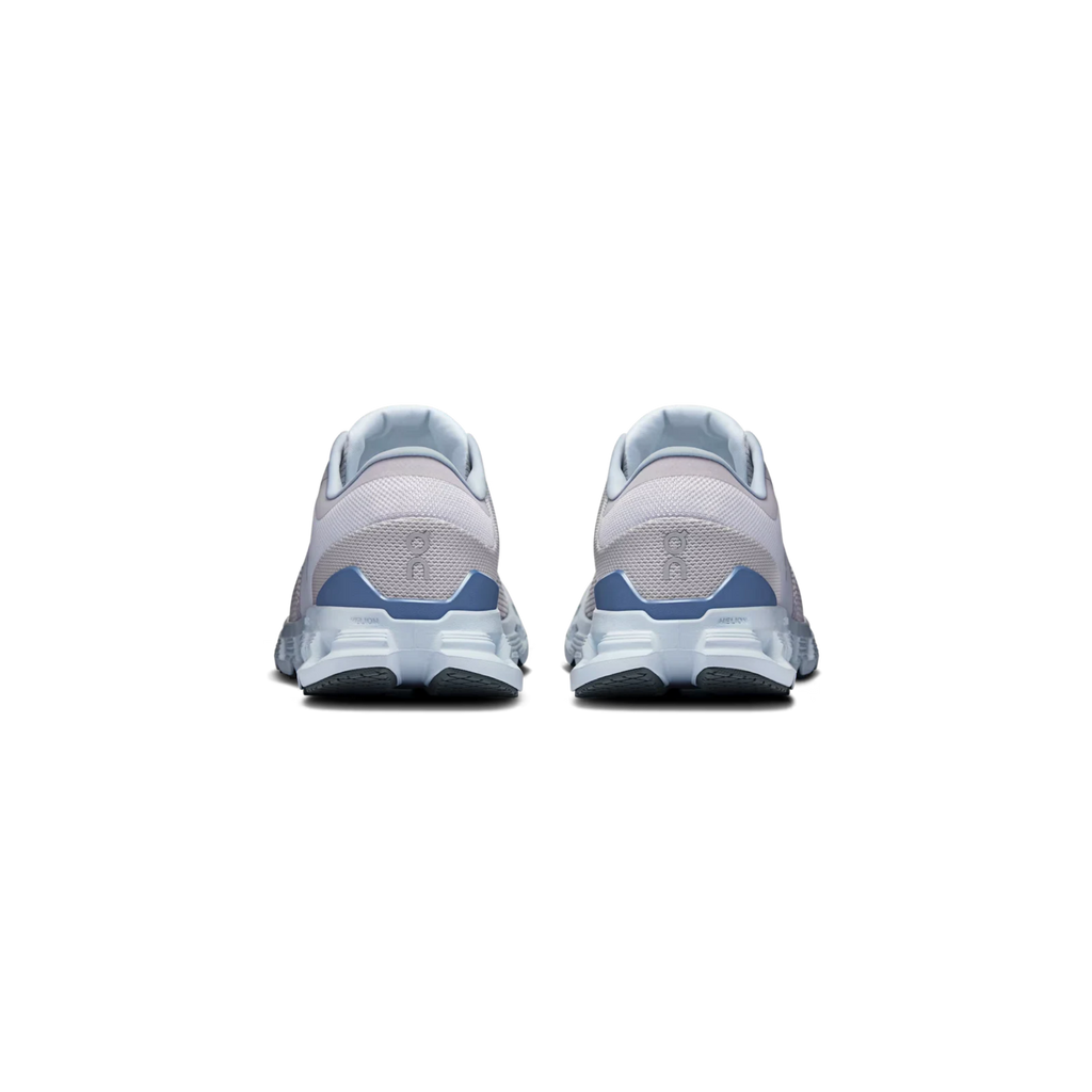 On Running Cloud X 4 Silver Chambray