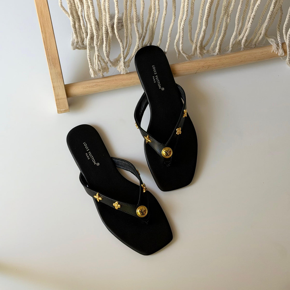 Louis Vuitton Gaia Flat Thong