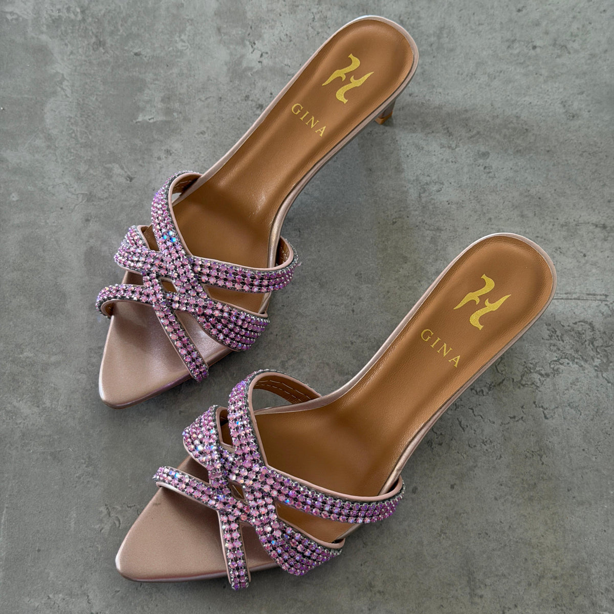 Gina Sandal