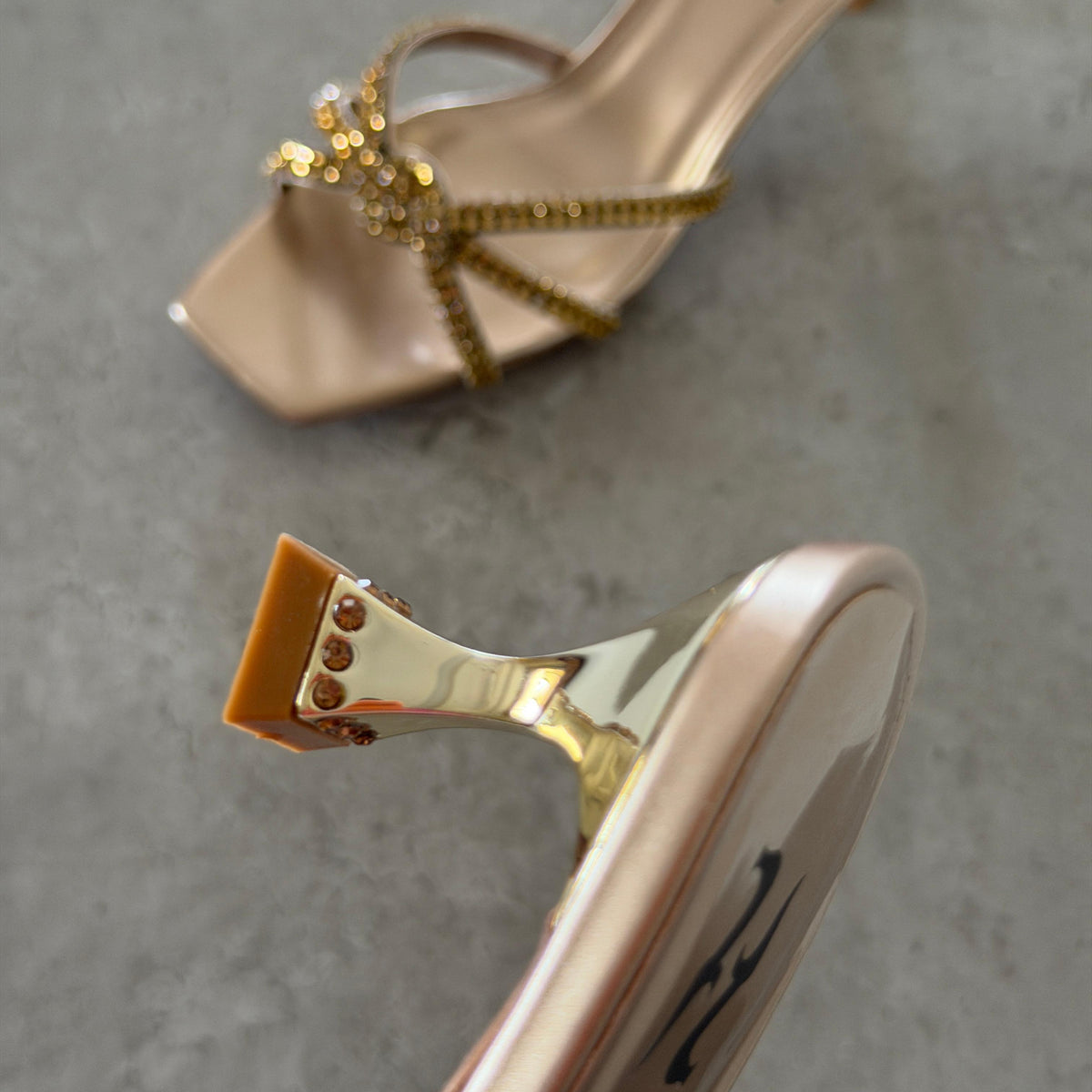 Gina Sandal