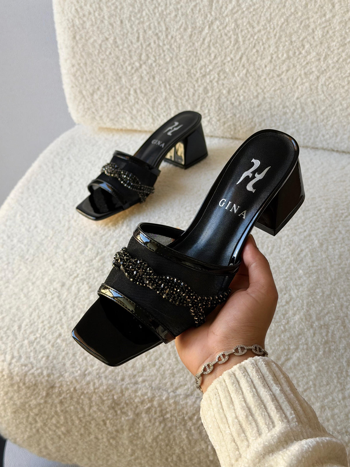 Gina Sandal