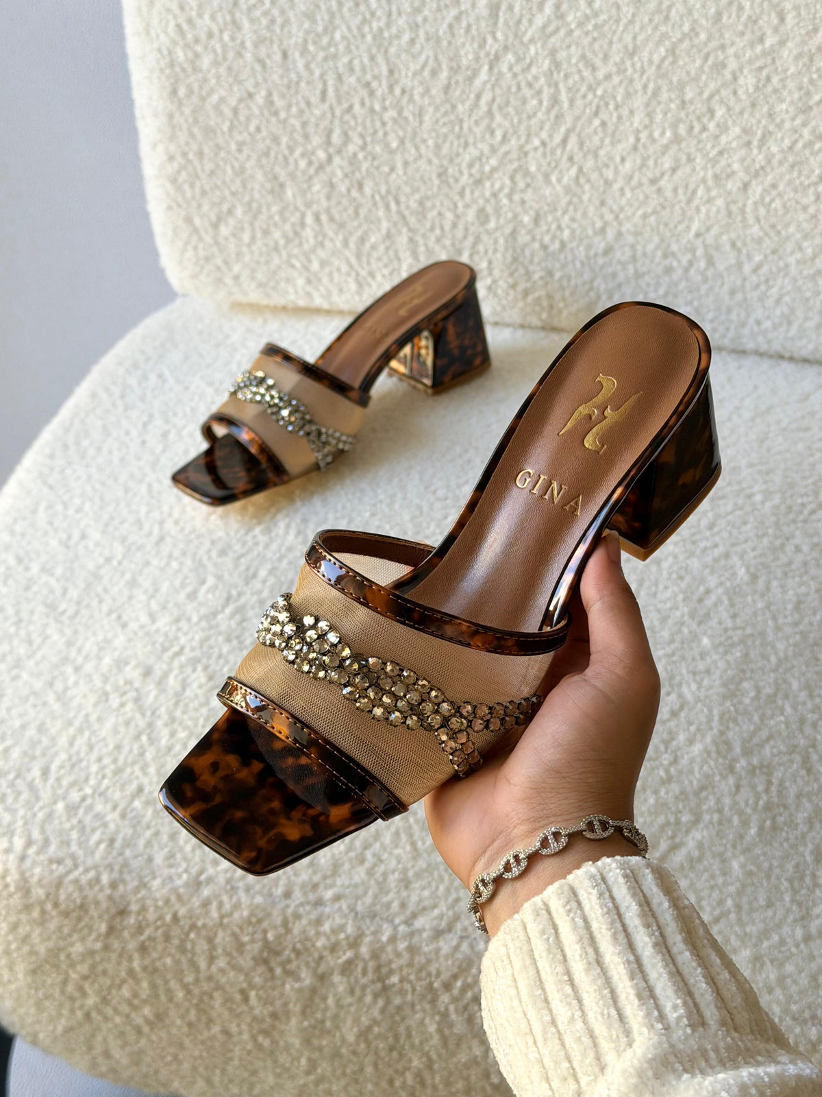 Gina Sandal