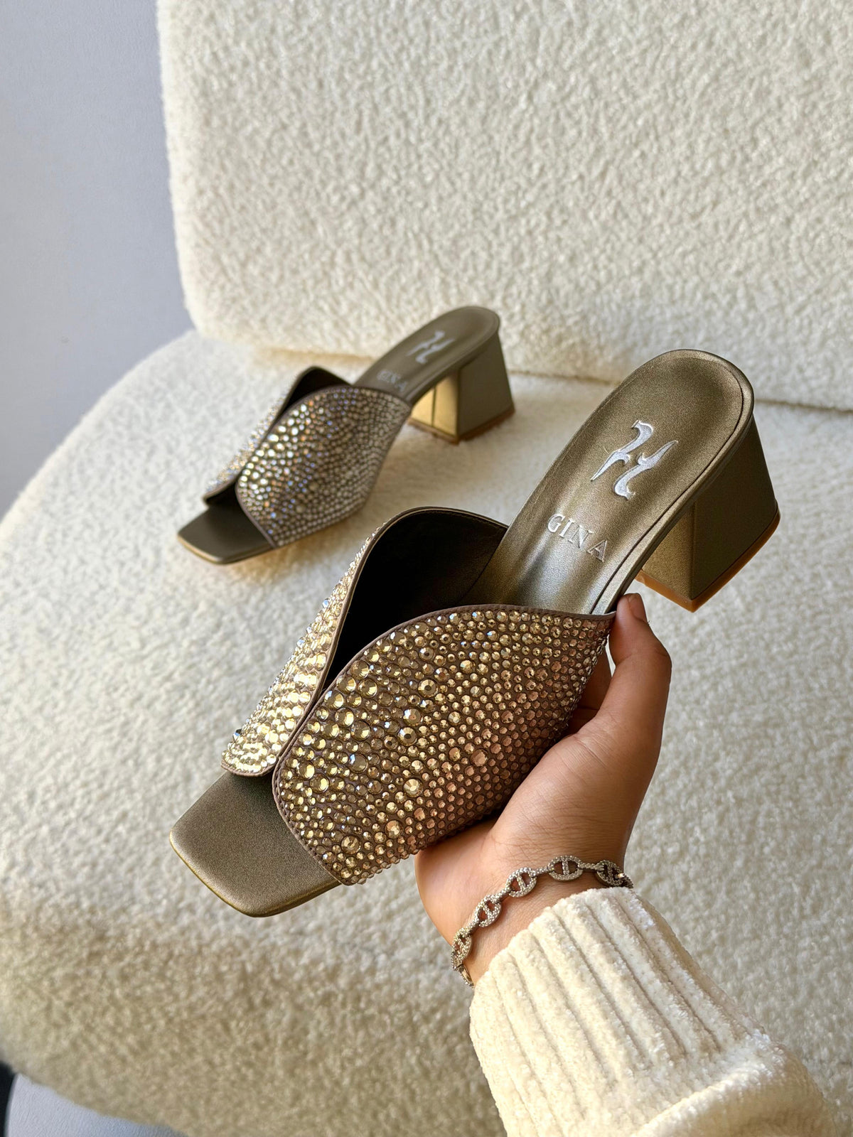 Gina Sandal