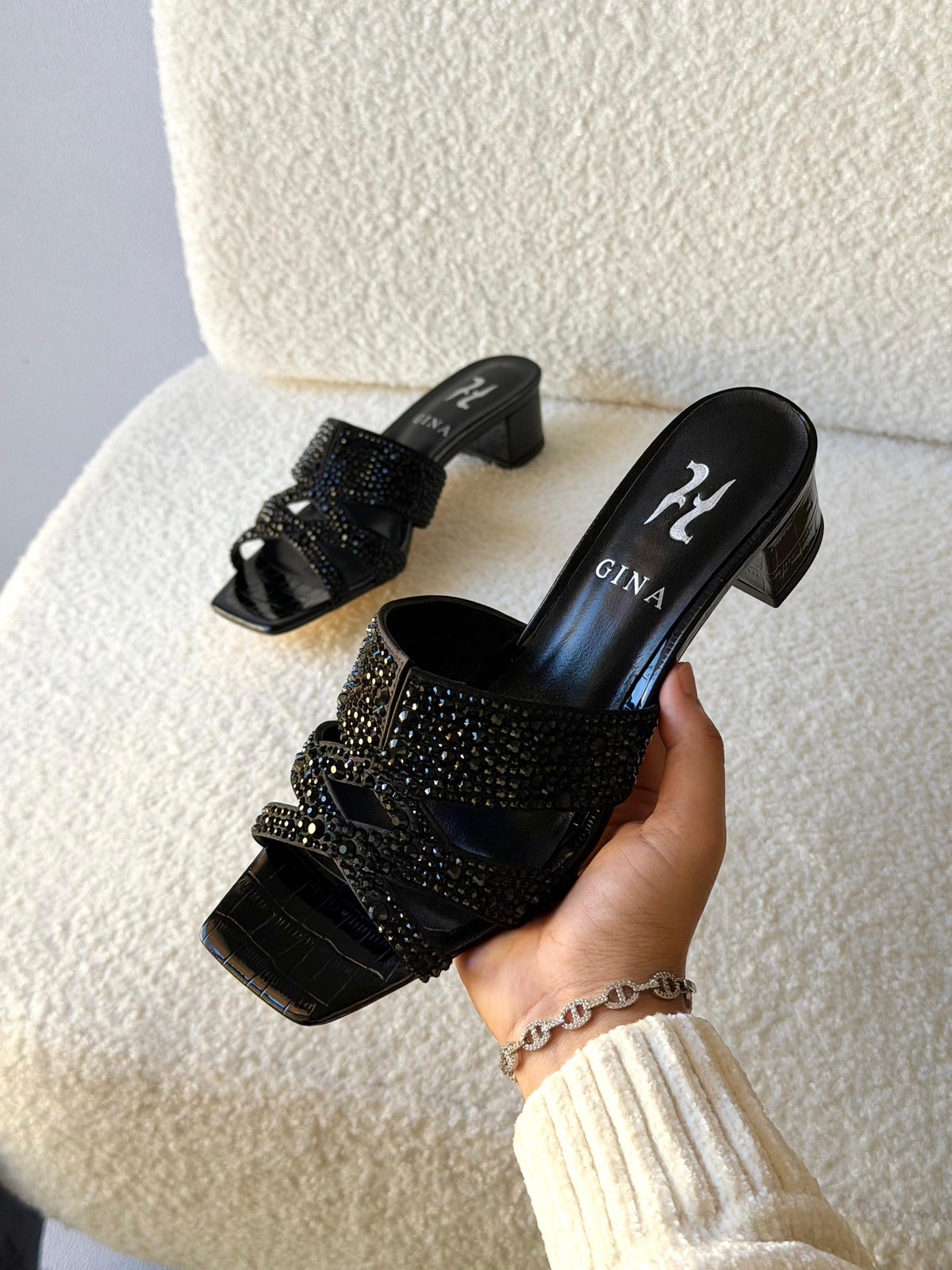 Gina Sandal