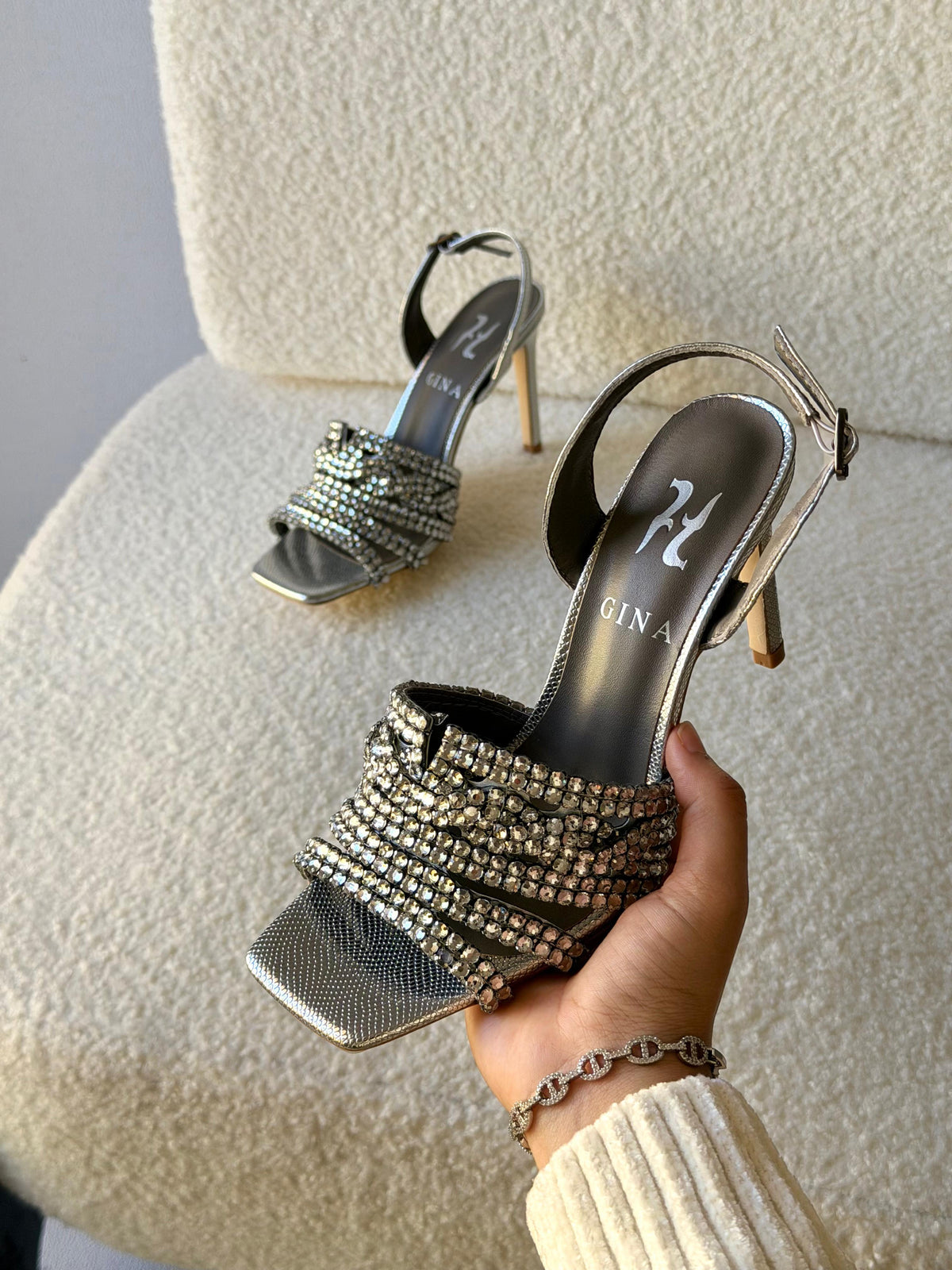 Gina Sandal