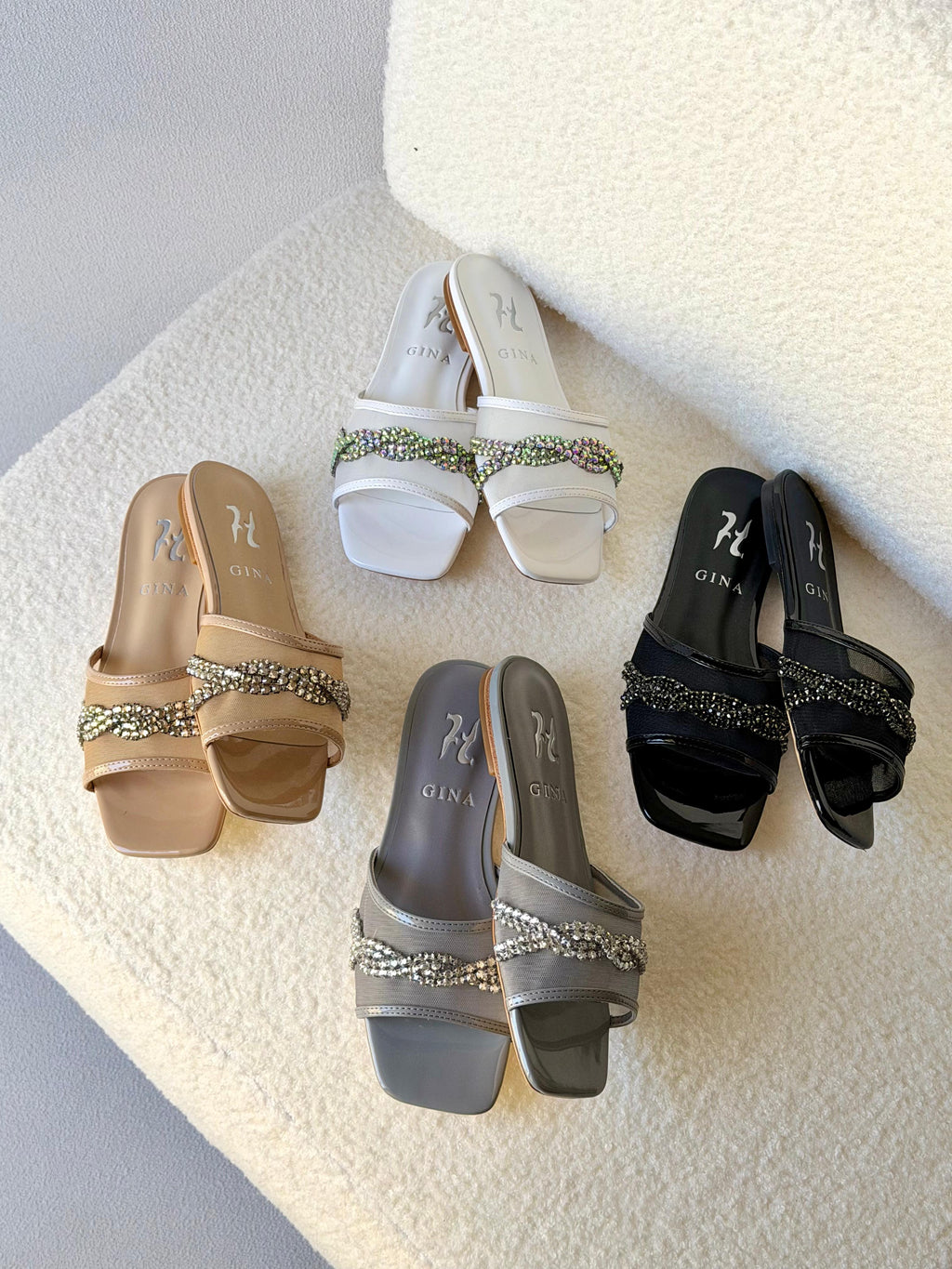Gina Sandal