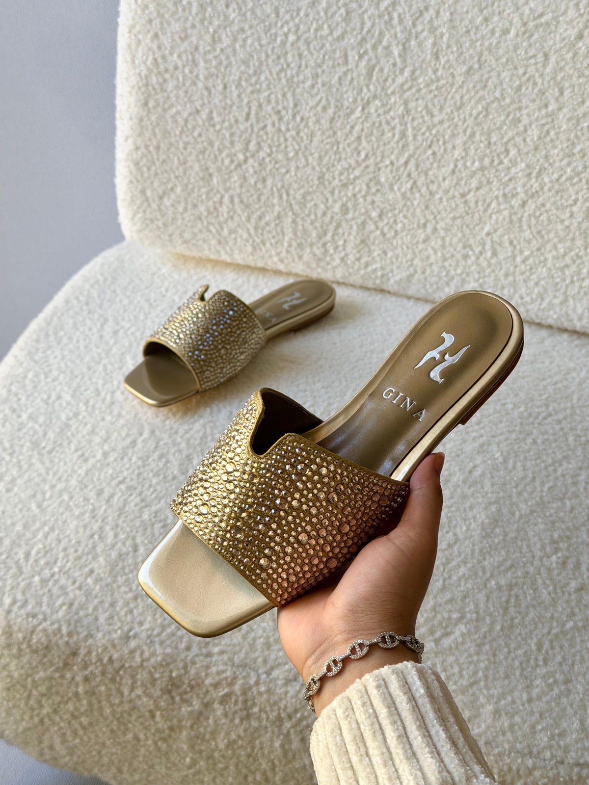 Gina Sandal