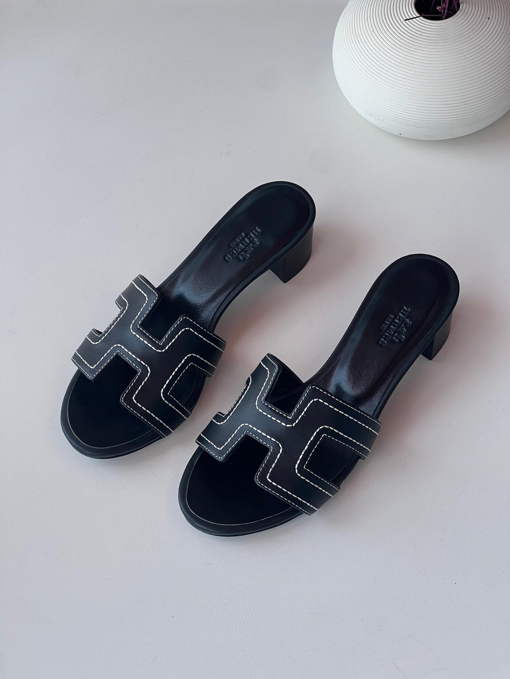 Hermes Slipper