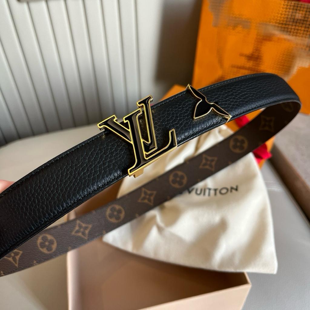 Louis Vuitton Reversible Belt