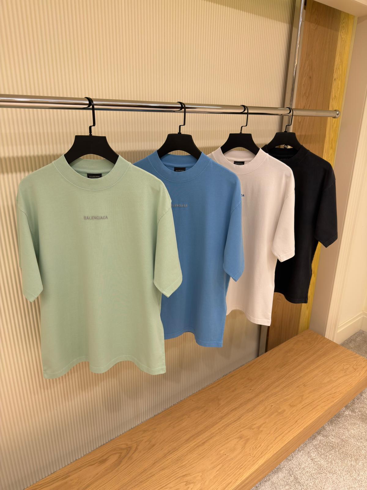 Balenciaga Short Sleeve T-shirt
