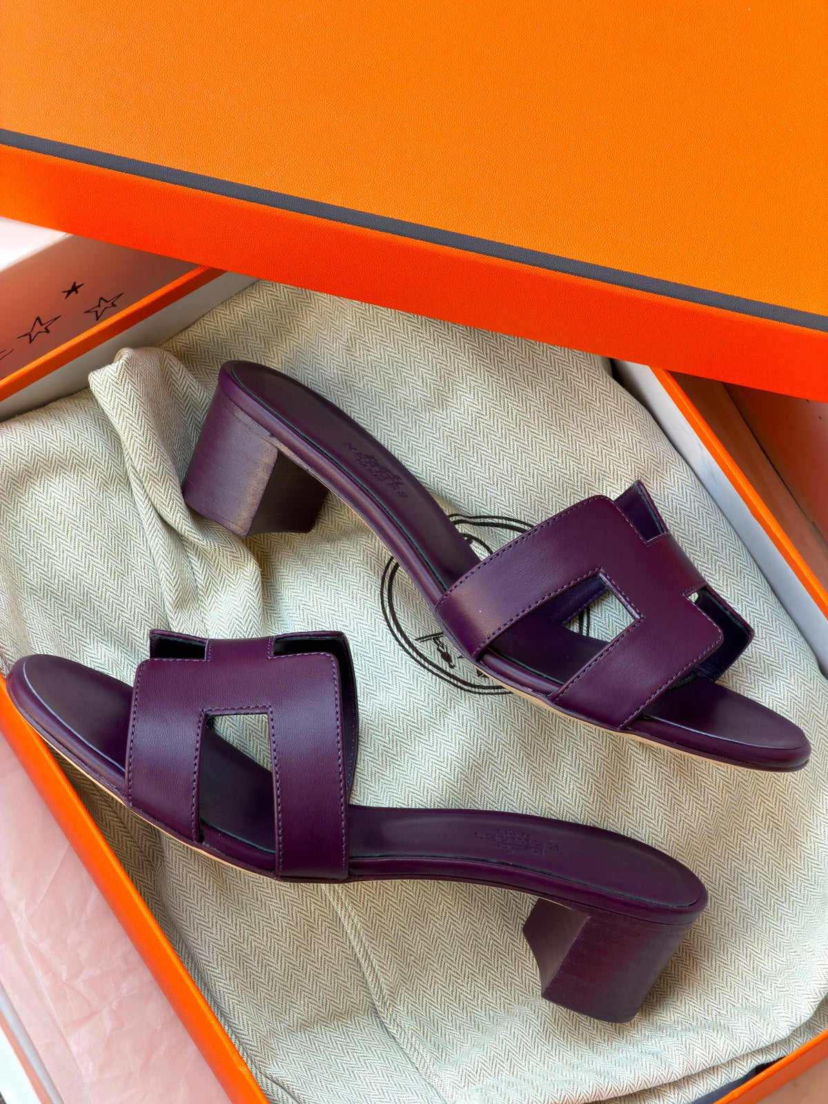 Hermes slippers