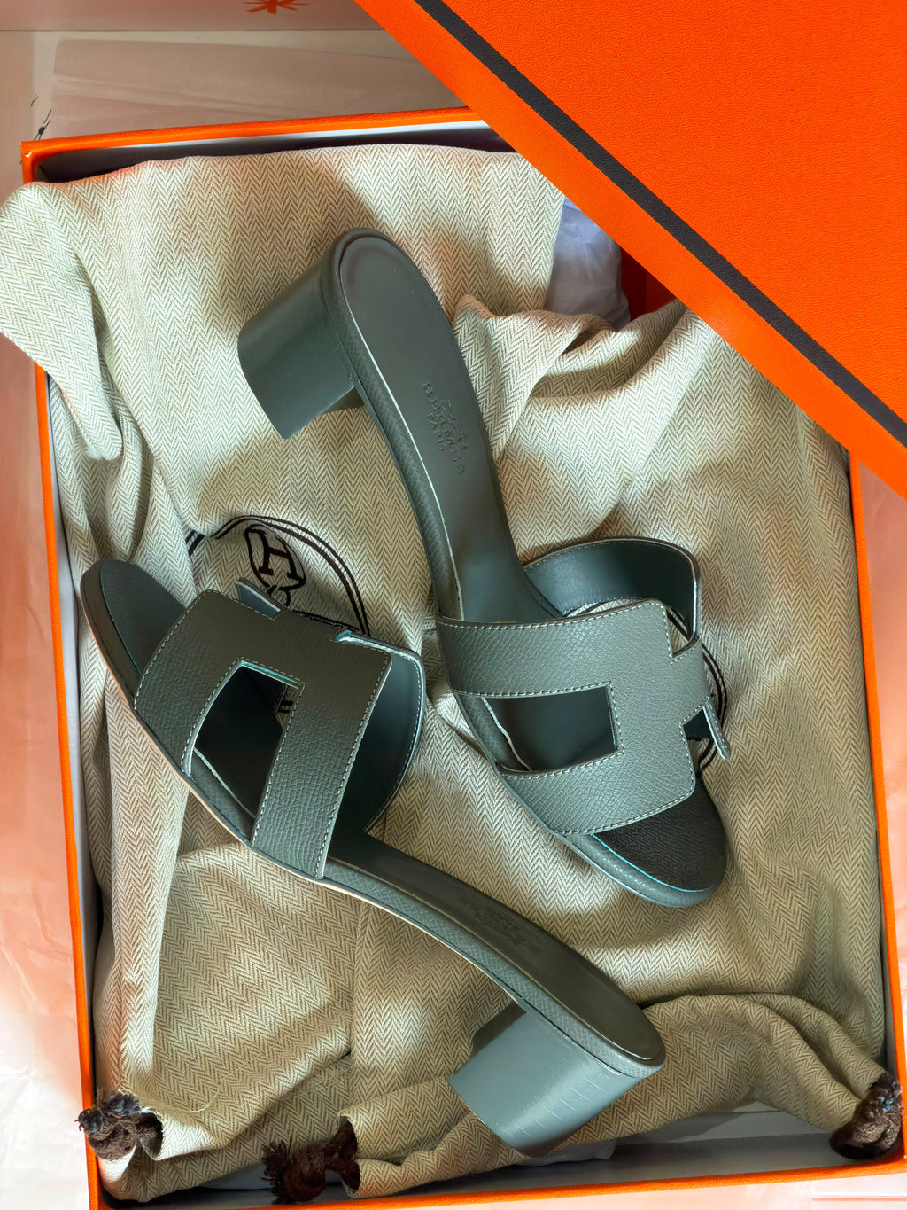 Hermes Slippers