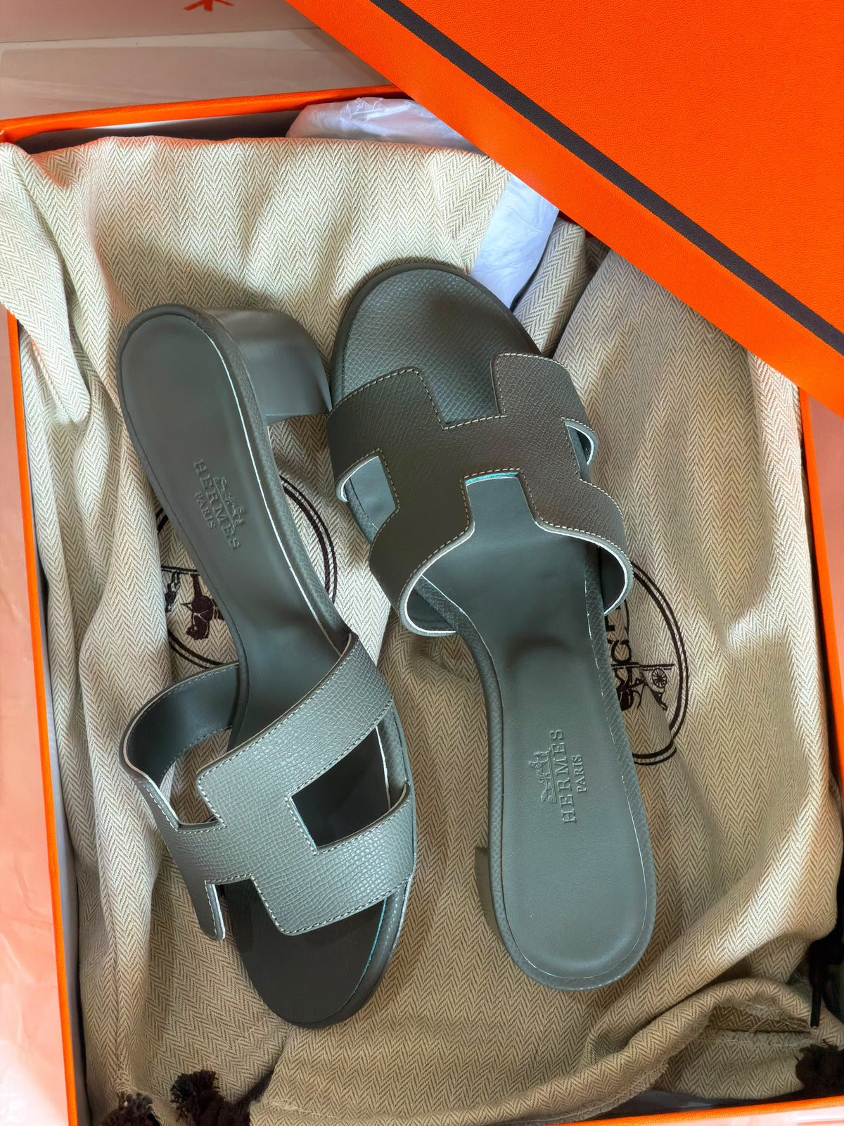Hermes Slippers